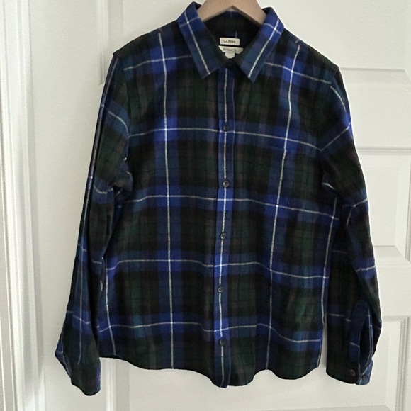 LL Bean Plaid Flannel Shirt Blue Green Size L - Picture 1 of 14